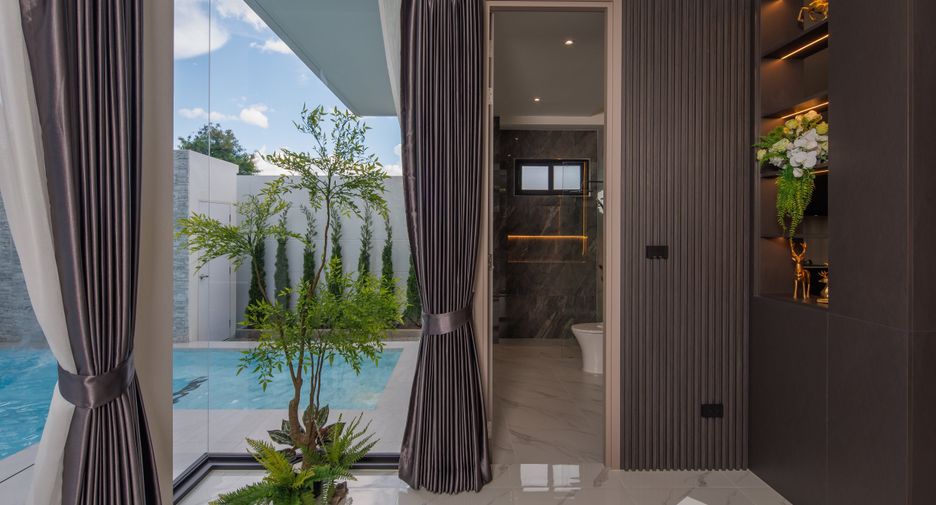 For sale and for rent 4 bedrooms villa in Mueang Chiang Mai, Chiang Mai