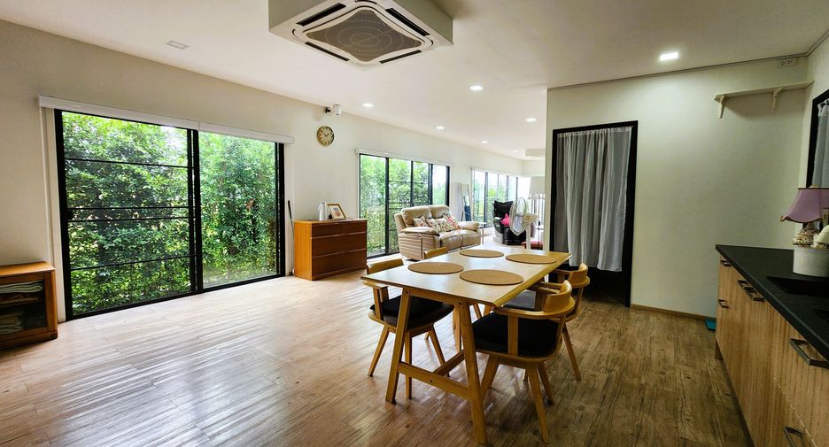 For sale 3 bedrooms house in Mueang Prachuap Khiri Khan, Prachuap Khiri Khan
