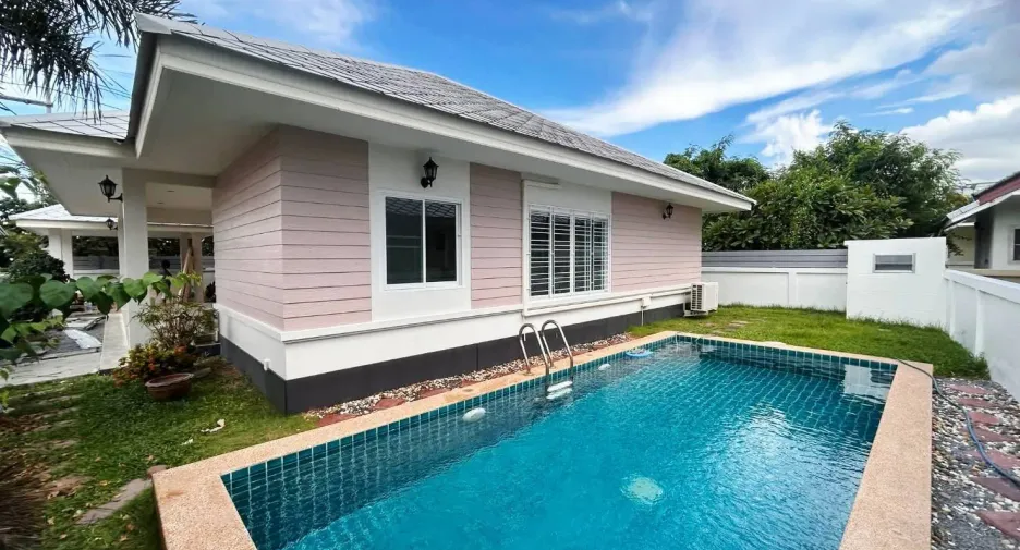 For rent 3 bedrooms villa in Hua Hin, Prachuap Khiri Khan