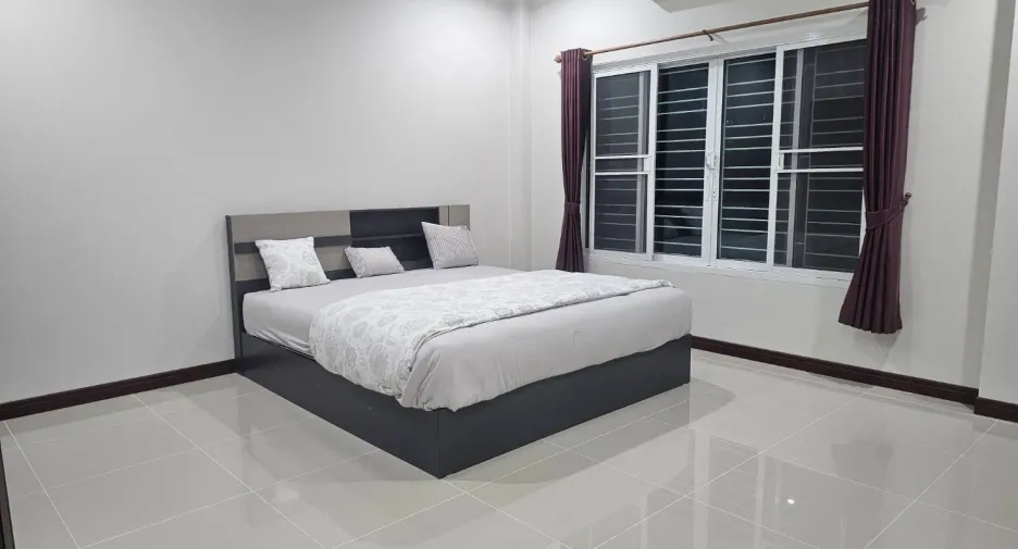 For rent 3 bedrooms villa in Hua Hin, Prachuap Khiri Khan