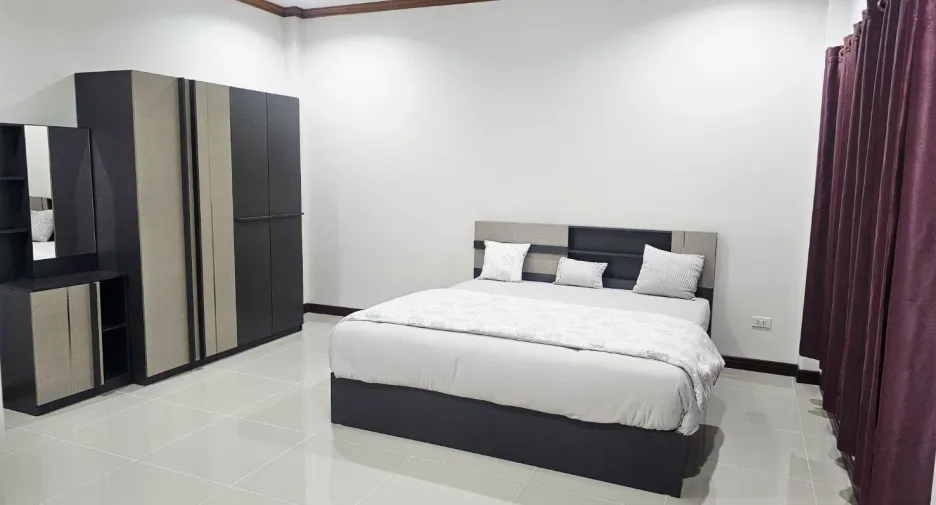 For rent 3 bedrooms villa in Hua Hin, Prachuap Khiri Khan