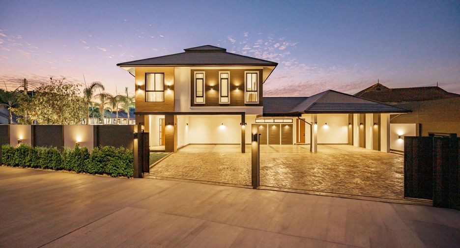Villa zum Kauf mit 5 Zimmer in Hang Dong, Chiang Mai