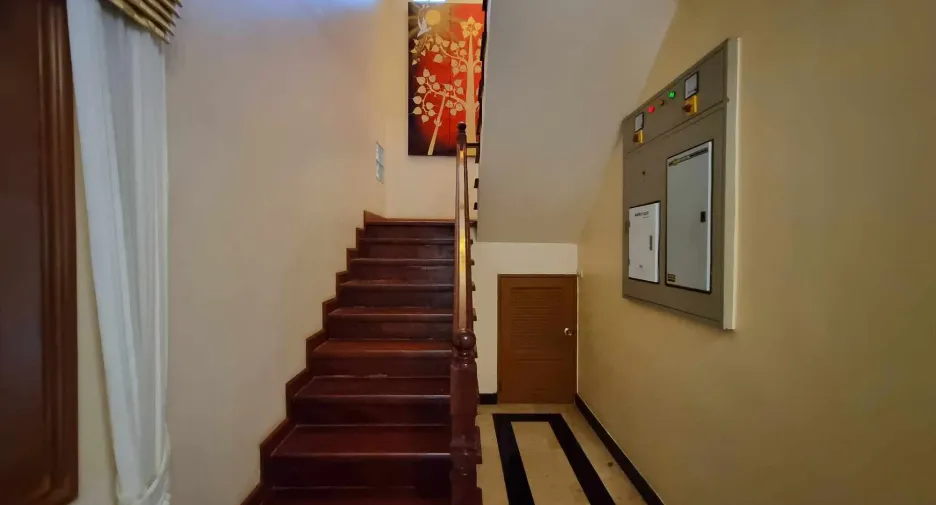 For sale 5 ベッドルーム villa in Pran Buri, Prachuap Khiri Khan