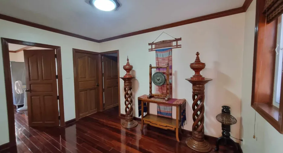 For sale 5 ベッドルーム villa in Pran Buri, Prachuap Khiri Khan