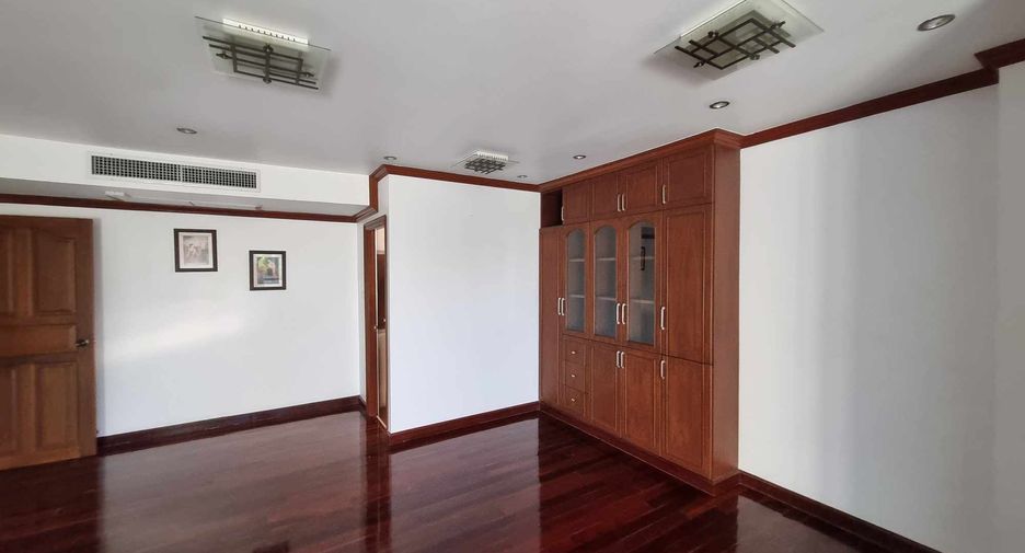 For sale 5 ベッドルーム villa in Pran Buri, Prachuap Khiri Khan