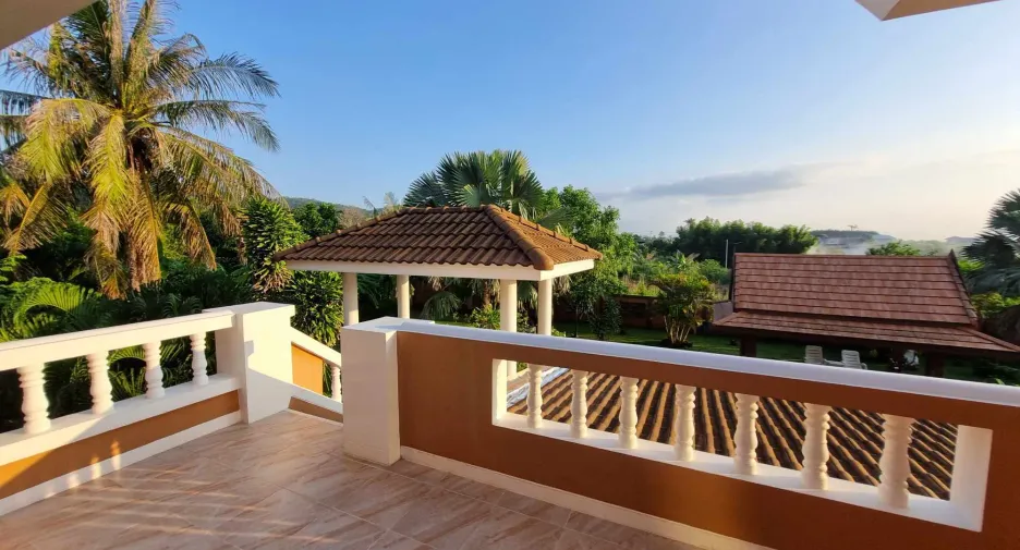 For sale 5 ベッドルーム villa in Pran Buri, Prachuap Khiri Khan