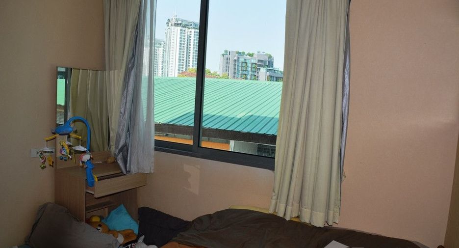 For sale 2 bedrooms condo in Watthana, Bangkok