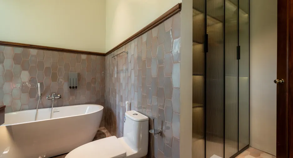 Villa zum Kauf und zur Miete mit 4 Zimmer in Saraphi, Chiang Mai