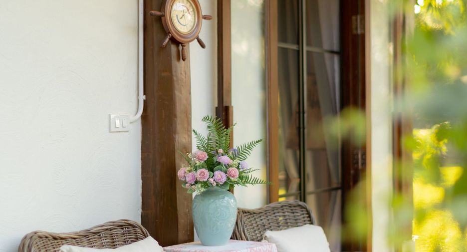 For sale and for rent 4 bedrooms villa in Saraphi, Chiang Mai