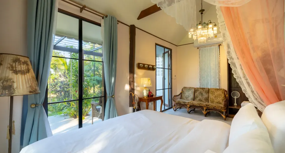 For sale and for rent 4 bedrooms villa in Saraphi, Chiang Mai