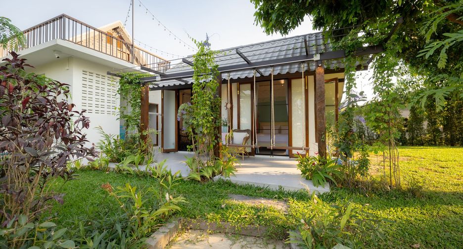 For sale and for rent 4 bedrooms villa in Saraphi, Chiang Mai