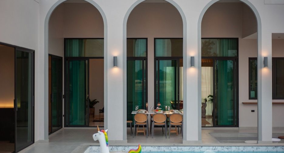 For sale 3 bedrooms villa in Cha Am, Phetchaburi