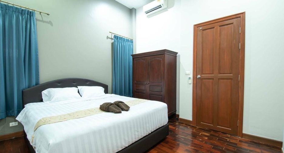 For sale そして for rent 4 ベッドルーム villa in Sattahip, Chonburi