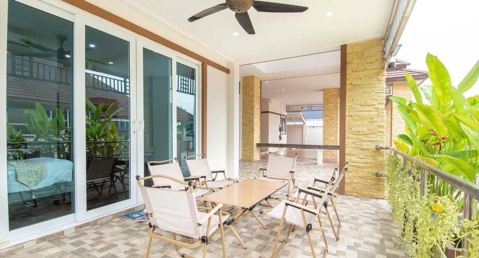 For sale そして for rent 4 ベッドルーム villa in Sattahip, Chonburi