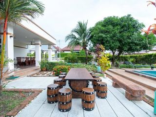 For sale そして for rent 4 ベッドルーム villa in Bang Saray, Pattaya