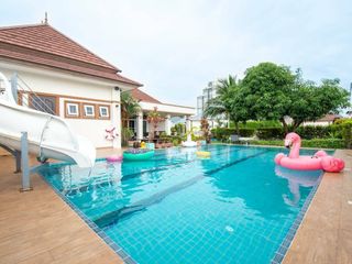 For sale そして for rent 4 ベッドルーム villa in Bang Saray, Pattaya