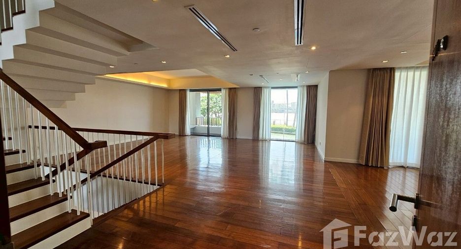 For sale 4 bedrooms condo in Yan Nawa, Bangkok
