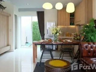 For sale 3 bedrooms townhouse in Yan Nawa, Bangkok