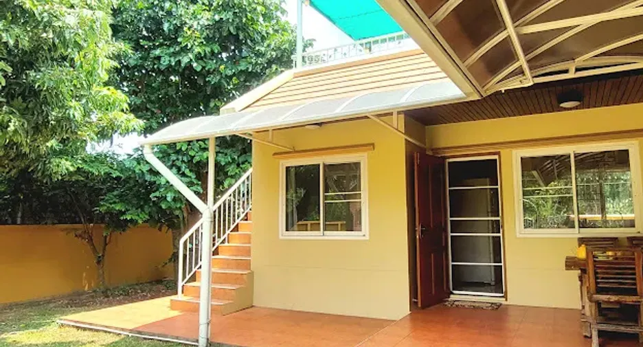 For rent 4 bedrooms house in Mueang Chiang Mai, Chiang Mai