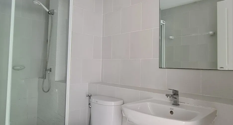 À vendre 1 chambre condo à Prawet, Bangkok