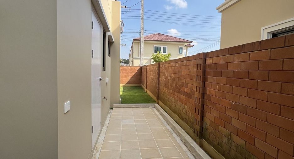 For rent 4 bedrooms house in Mae Rim, Chiang Mai
