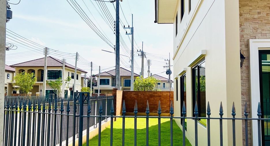 For rent 4 bedrooms house in Mae Rim, Chiang Mai