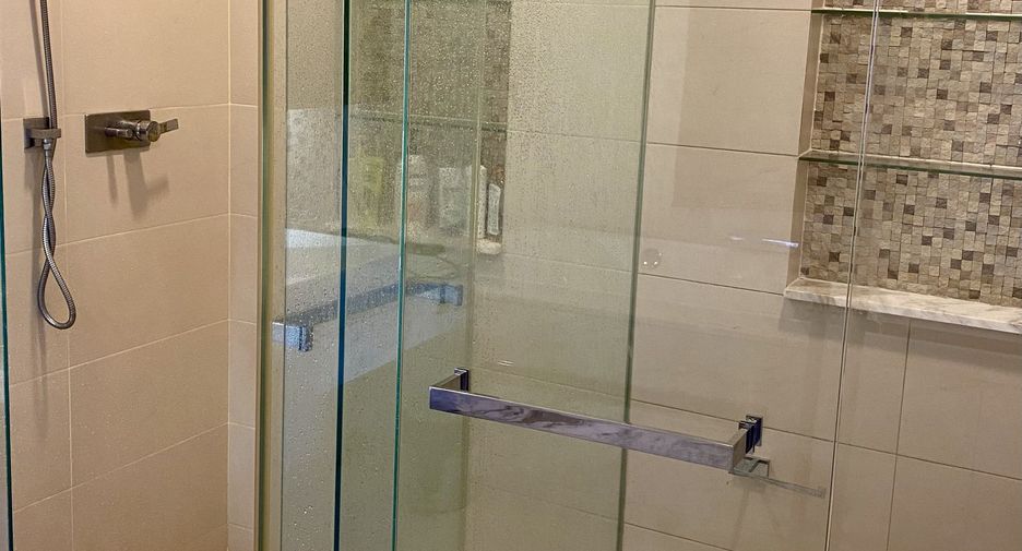 For rent 2 bedrooms apartment in Mueang Phuket, Phuket