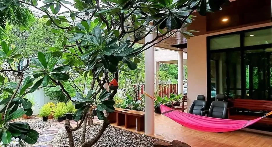 出售 5 卧室 独立屋 在 Bang Phli, Samut Prakan