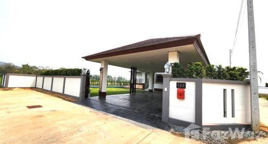 For sale 4 bedrooms villa in Doi Saket, Chiang Mai