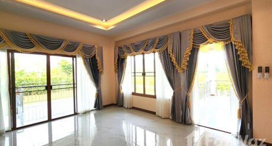 For sale 4 bedrooms villa in Doi Saket, Chiang Mai