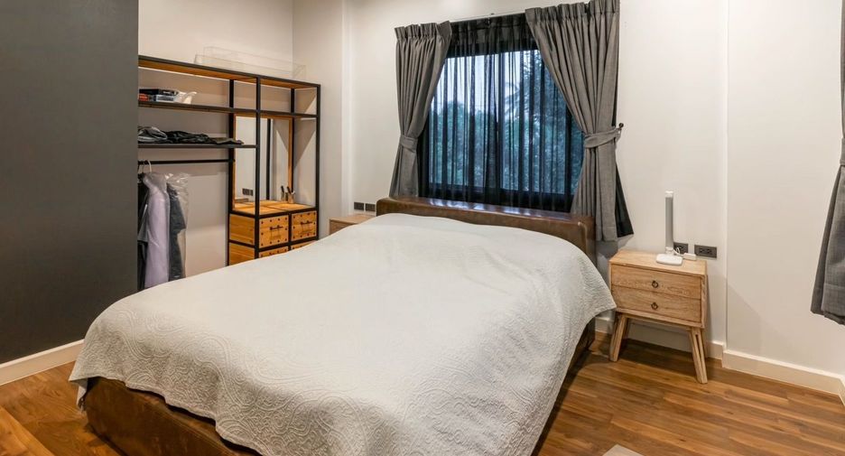 For sale 3 bedrooms house in Mueang Chiang Mai, Chiang Mai