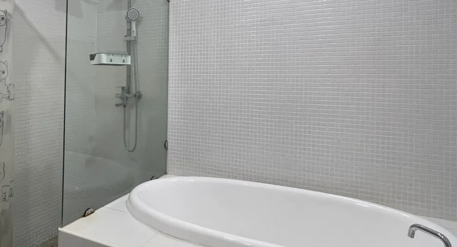 For rent 2 bedrooms townhouse in Ko Samui, Surat Thani