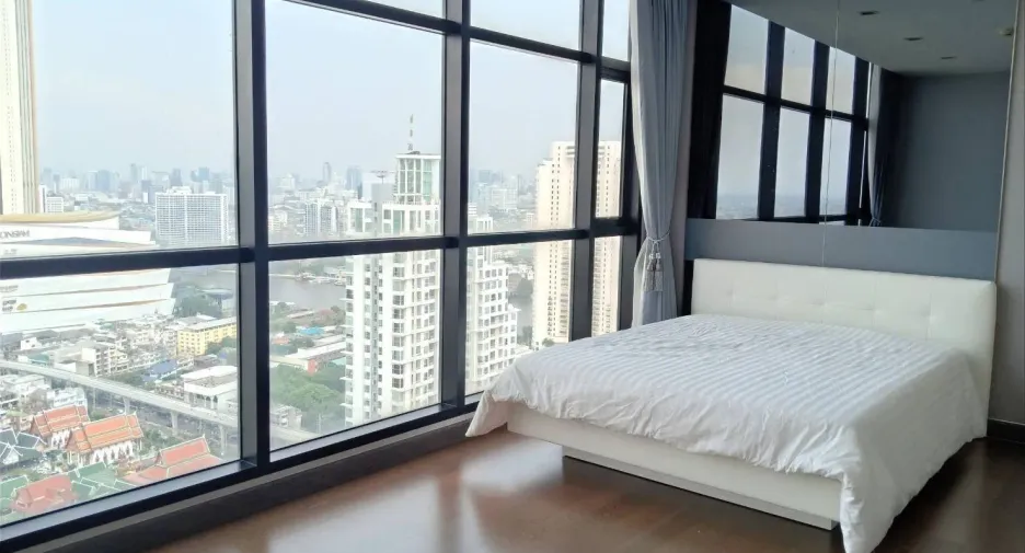 For sale and for rent 3 bedrooms condo in Khlong San, Bangkok