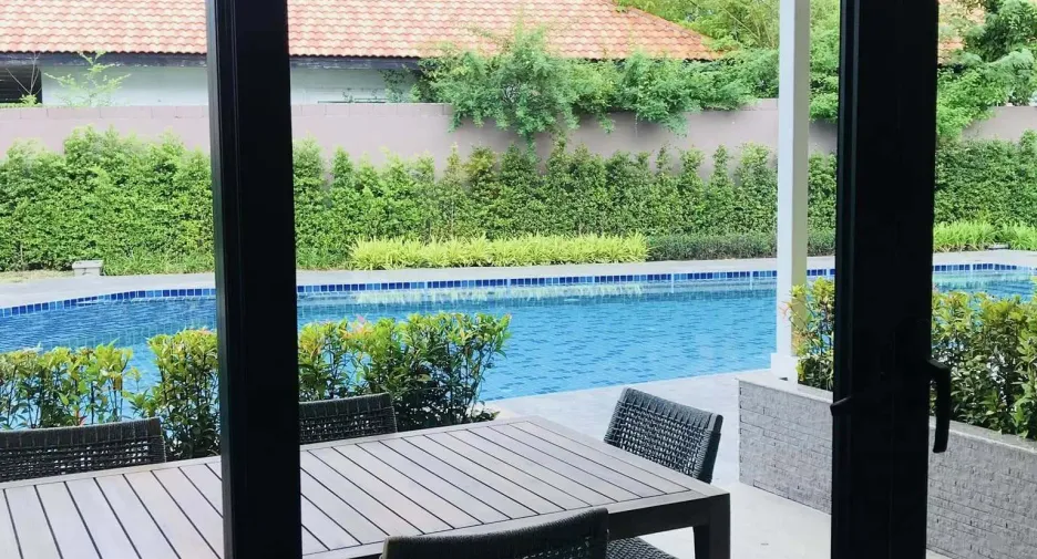 For sale 2 bedrooms townhouse in Hua Hin, Prachuap Khiri Khan