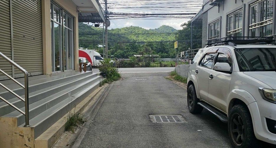 For sale 2 bedrooms townhouse in Hua Hin, Prachuap Khiri Khan