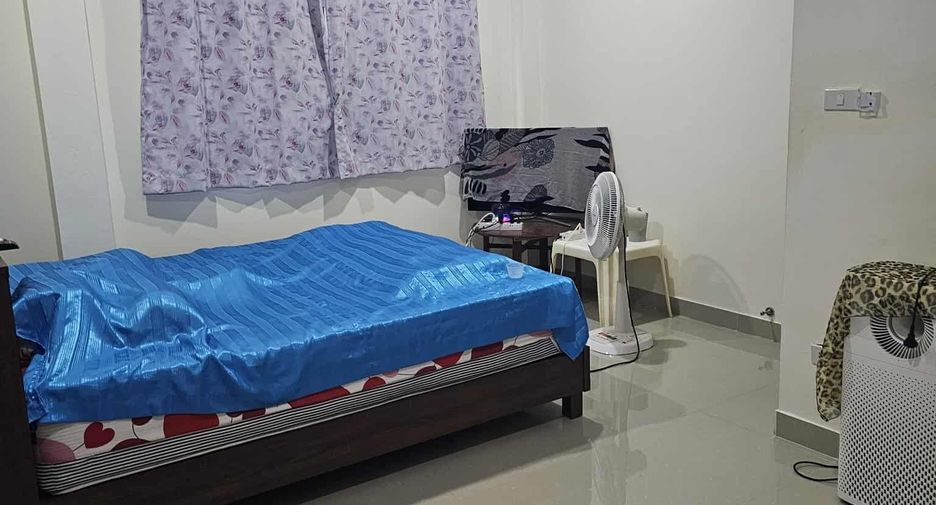 For sale 2 bedrooms townhouse in Hua Hin, Prachuap Khiri Khan
