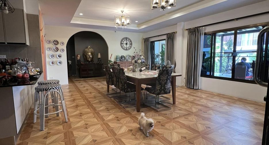 For sale 11 bedrooms villa in Mae On, Chiang Mai