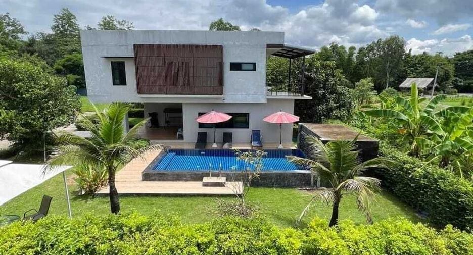 For sale 11 ベッドルーム villa in Mae On, Chiang Mai