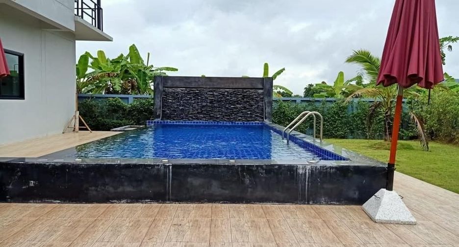 For sale 11 bedrooms villa in Mae On, Chiang Mai