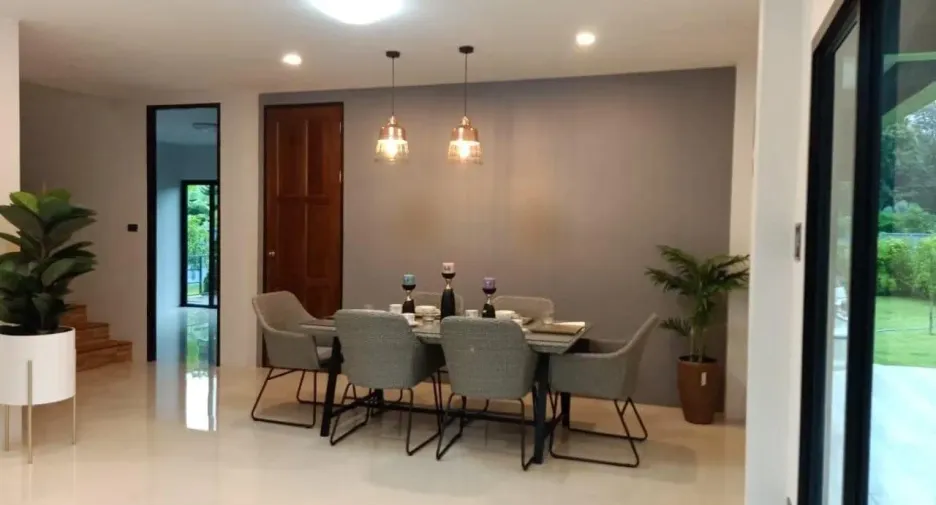 For sale 11 bedrooms villa in Mae On, Chiang Mai