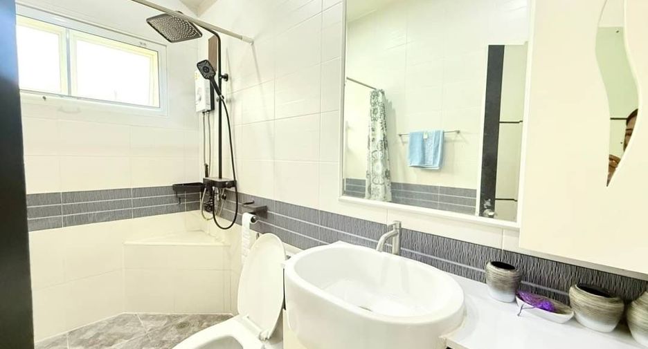 For sale 3 bedrooms house in Bang Lamung, Chonburi