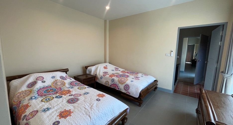 Villa zum Kauf und zur Miete mit 4 Zimmer in Saraphi, Chiang Mai