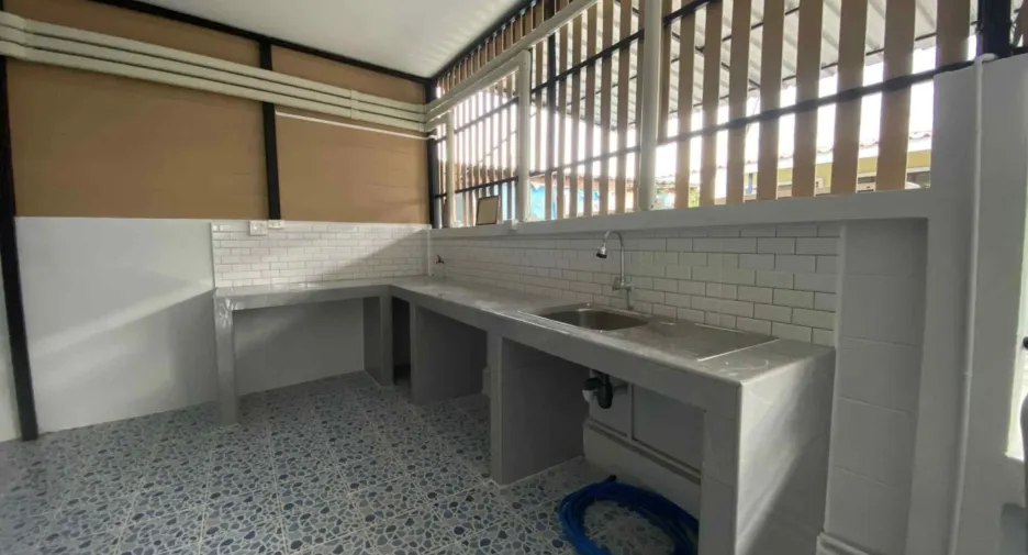 For sale 3 bedrooms townhouse in Mueang Rayong, Rayong