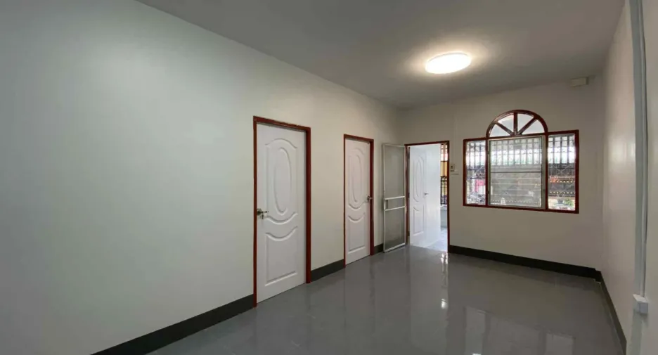 For sale 3 bedrooms townhouse in Mueang Rayong, Rayong