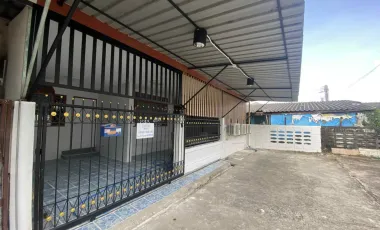 Reihenhaus zum Kauf mit 3 Zimmer in Mueang Rayong, Rayong
