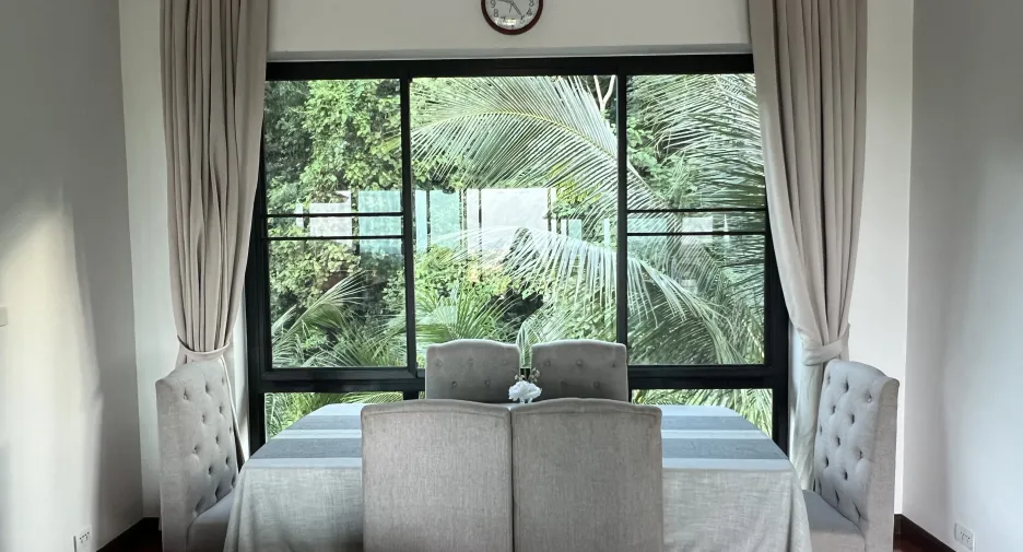 À vendre et à louer 4 chambres villa à Pran Buri, Prachuap Khiri Khan