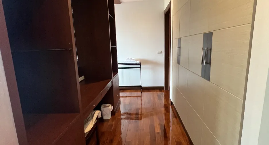 À vendre et à louer 4 chambres villa à Pran Buri, Prachuap Khiri Khan