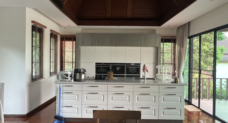 À vendre et à louer 4 chambres villa à Pran Buri, Prachuap Khiri Khan