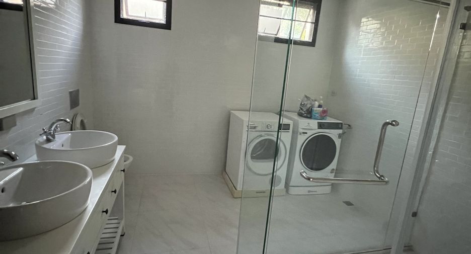 À vendre et à louer 4 chambres villa à Pran Buri, Prachuap Khiri Khan