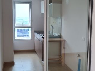 For sale 2 bedrooms condo in Mueang Samut Prakan, Samut Prakan